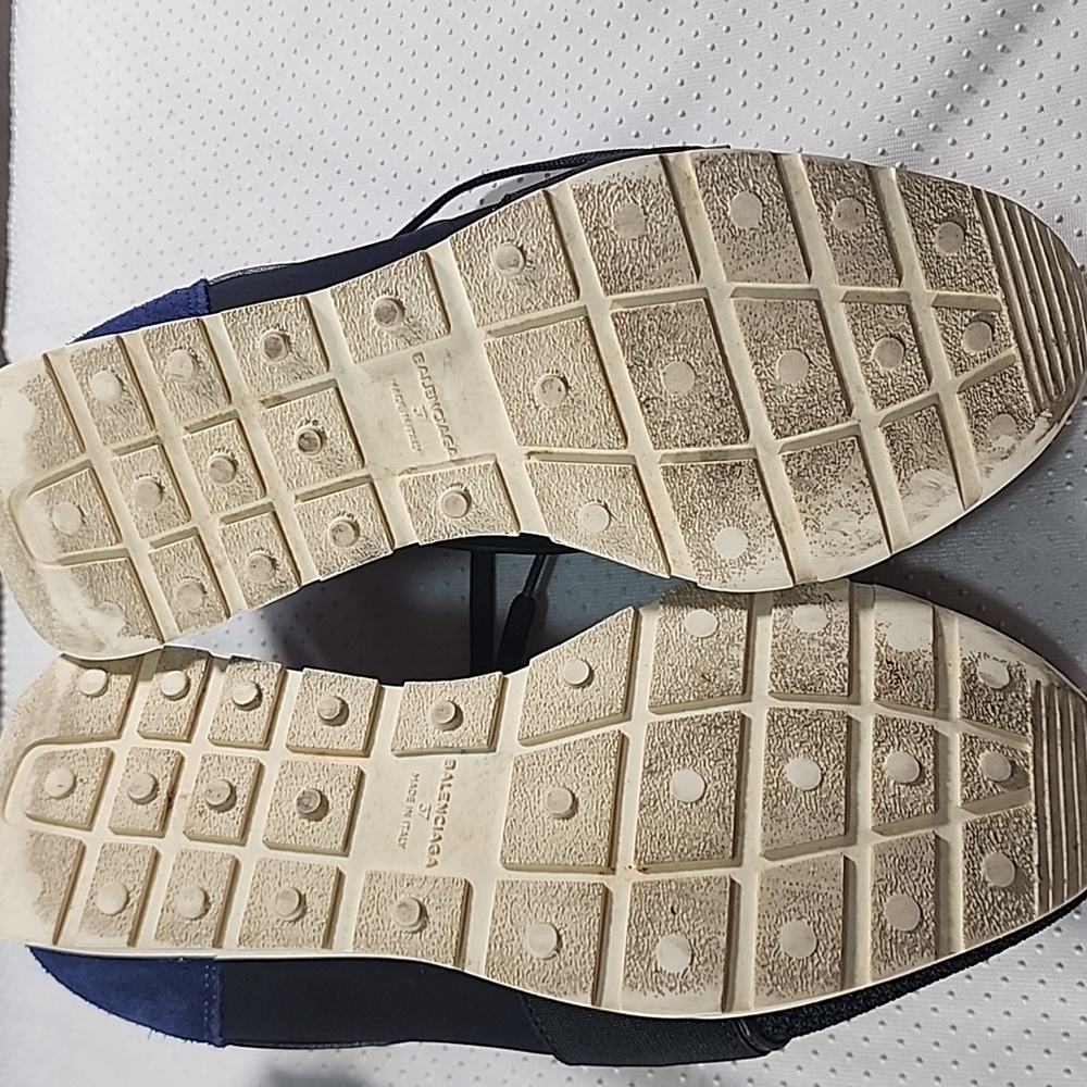 Balenciaga Black and Pink Women's Sneakers - Picture 14 of 15